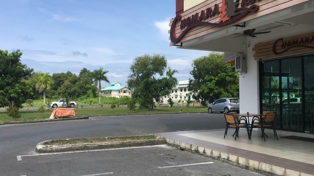 Chemara Boutique Hotel Miri Exteriör bild